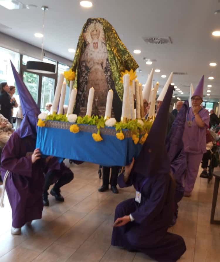 Procesión de Semana Santa en Madrid-Edalia
