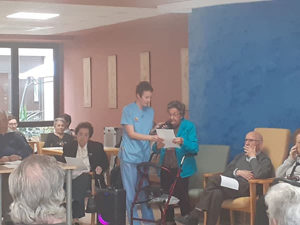 Residente recita una poesía en Valladolid-Riosol