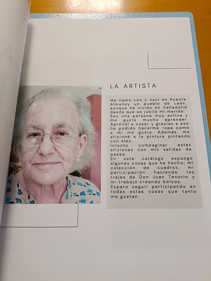 Biografía de la artista, Leo