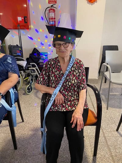 Otra residente durante un momento de la graduación