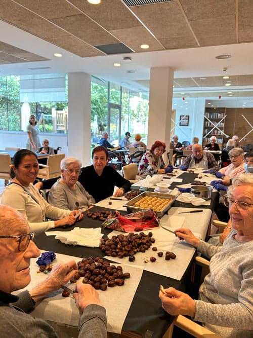 Taller de cocina para elaborar panellets y castañas