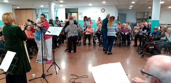 Actuación musical en Benviure