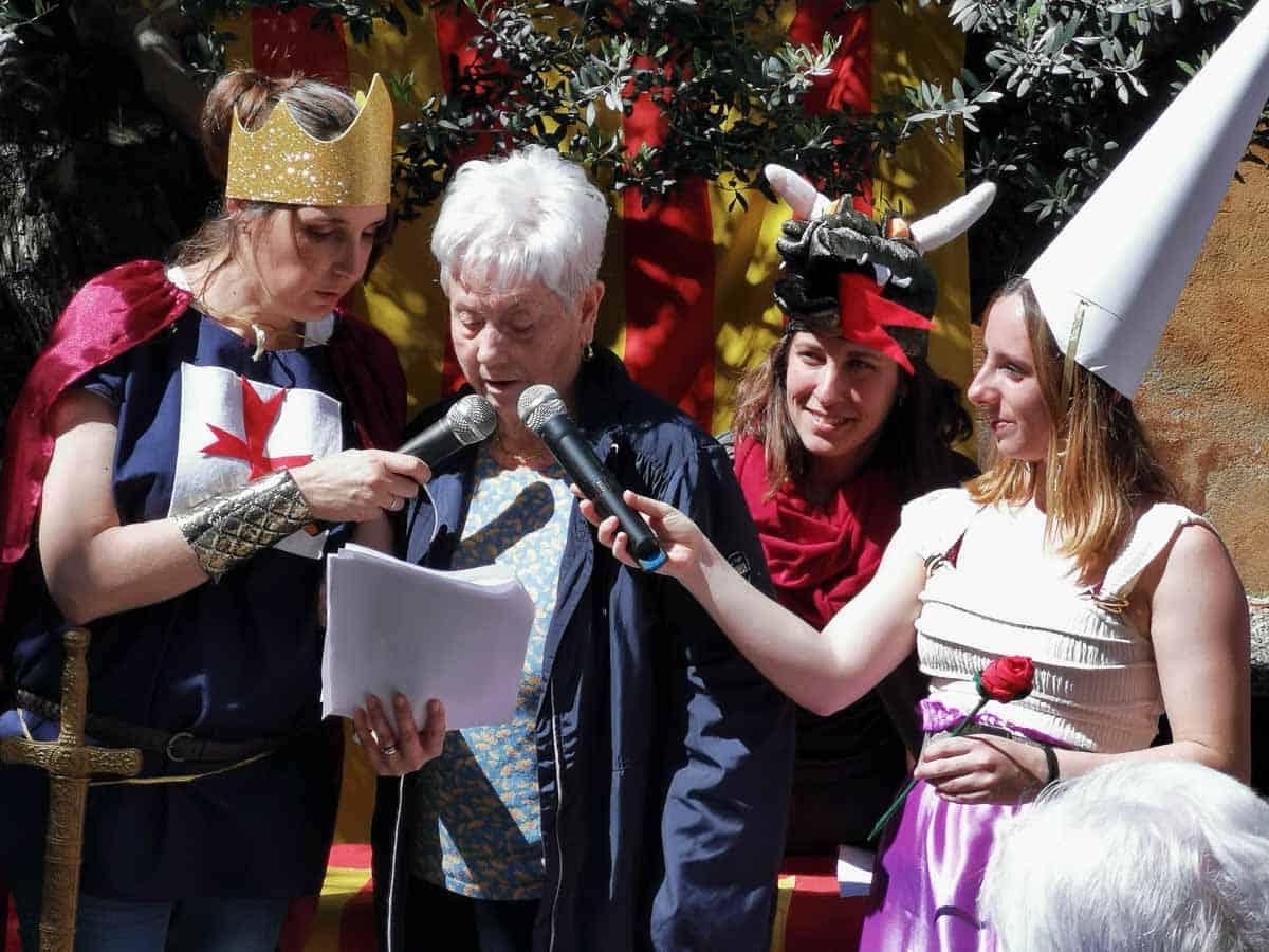 Lectura de poemas el día de Sant Jordi