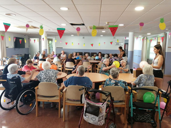 Vista del comedor durante la visita del colegio Llor
