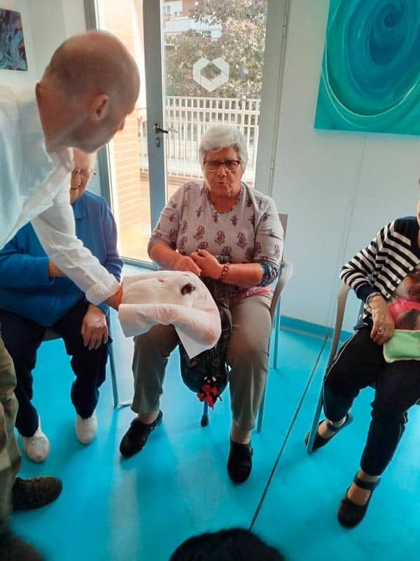 Nueva sesión de terapia con animales en Torrejón-Edalia