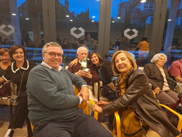 Los cumpleañeros siempre reciben visitas durante sus cumpleaños