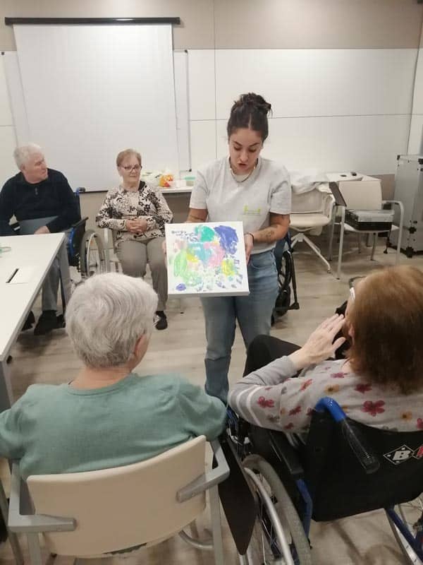 Milo también pintó un cuadro