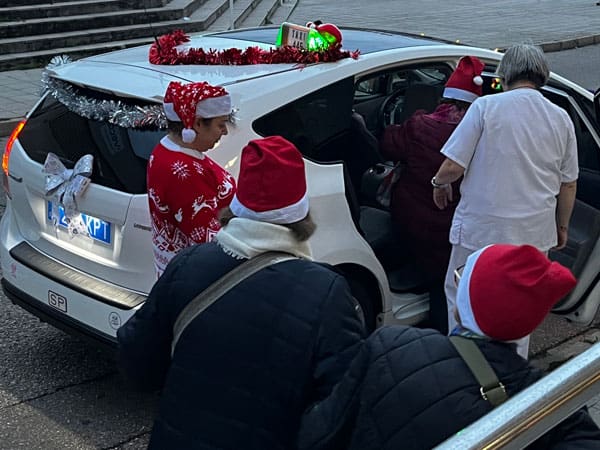 Desfile de taxis de la Navidad 2025
