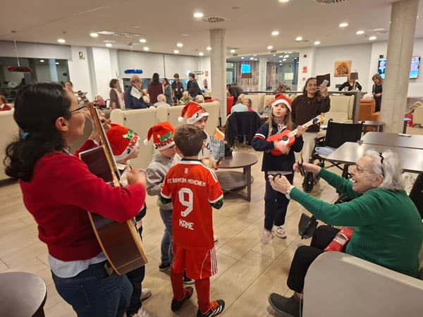 Visita de colegios por Navidad