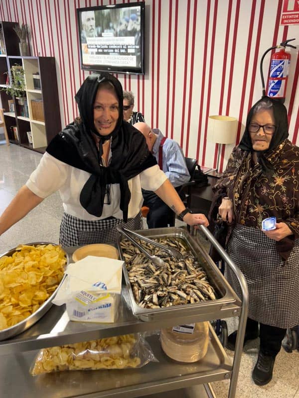 Entierro de la sardina en la residencia