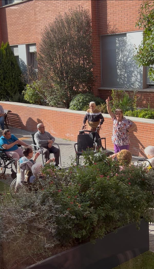 Sesión de ejercicio al sol