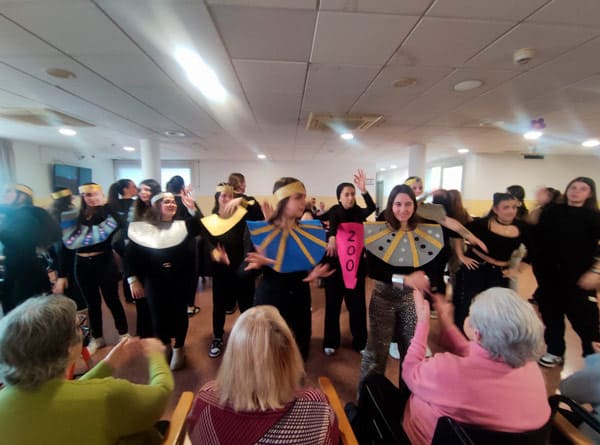 Baile de egipcios por el Carnaval