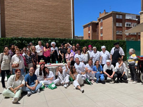 Imagen de grupo del día de la celebración en la residencia