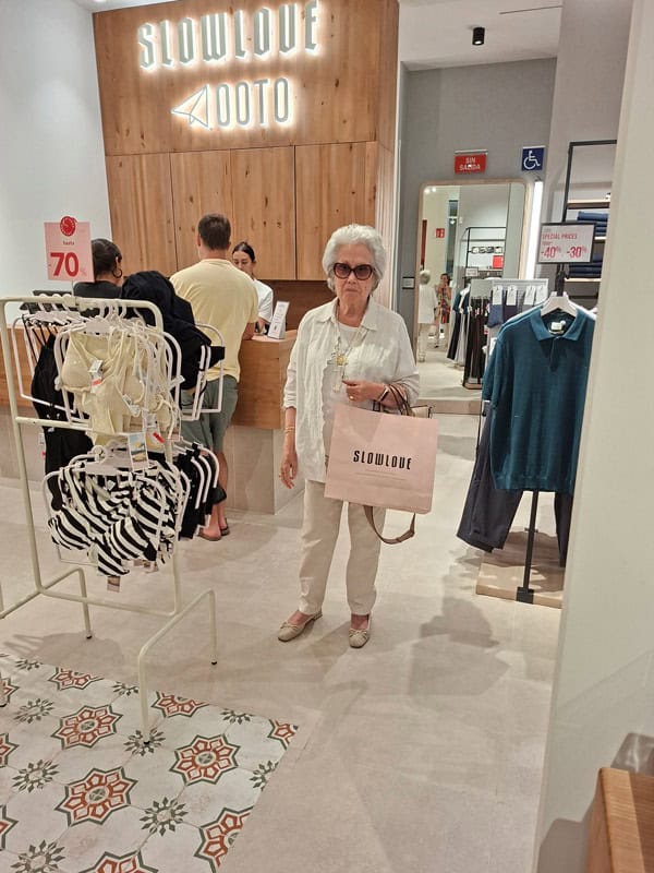 En julio disfrutaron de una visita al centro comercial